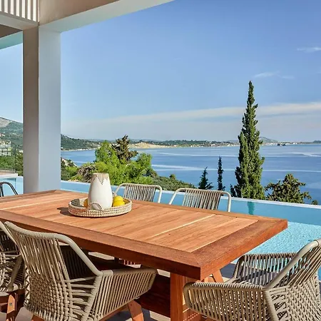 Sleeps 8 Pool Air Con Wifi Маратьяс