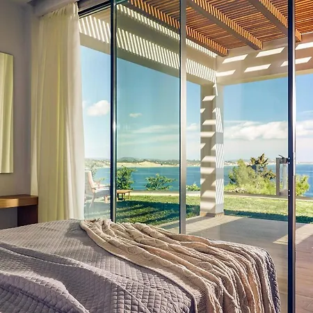 Sleeps 8 Pool Air Con Wifi Маратьяс